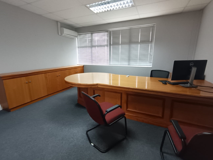 To Let Commercial Property for Rent in Lorraine Eastern Cape